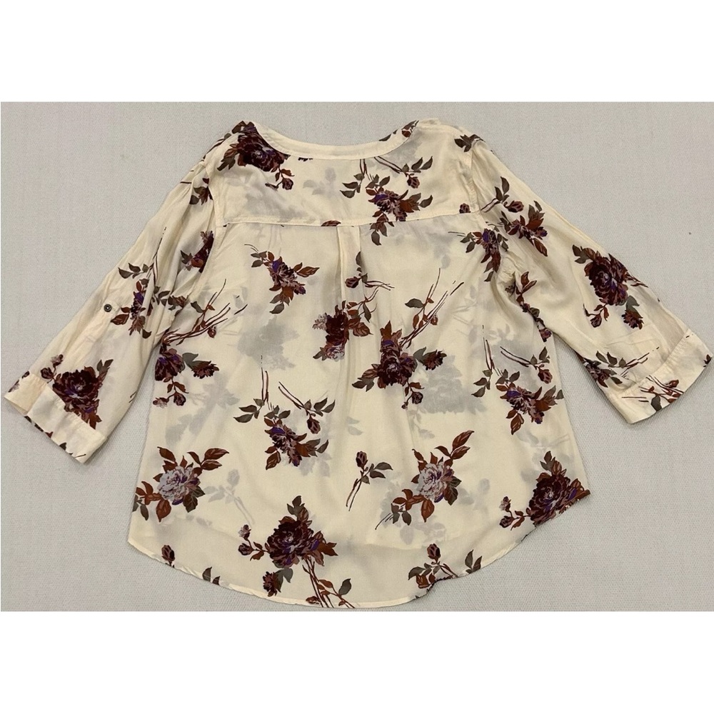 Torrid Blouse Pullover Challis Floral Tan Roll Tab Sleeve Sz 1 - Picture 3 of 9
